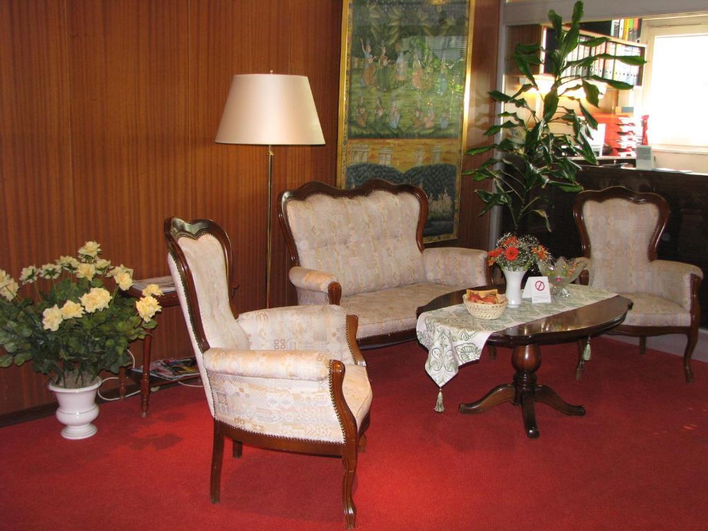 Hotel Haus Bismarck Berlin Bagian luar foto