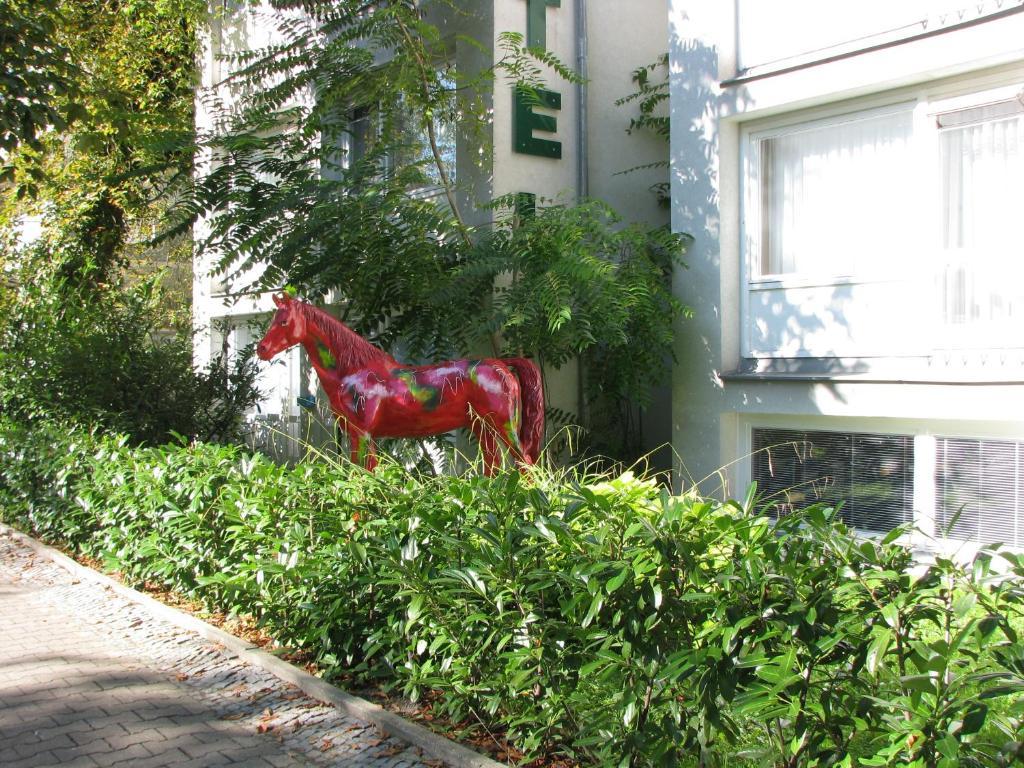 Hotel Haus Bismarck Berlin Bagian luar foto