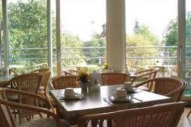 Hotel Haus Bismarck Berlin Bagian luar foto